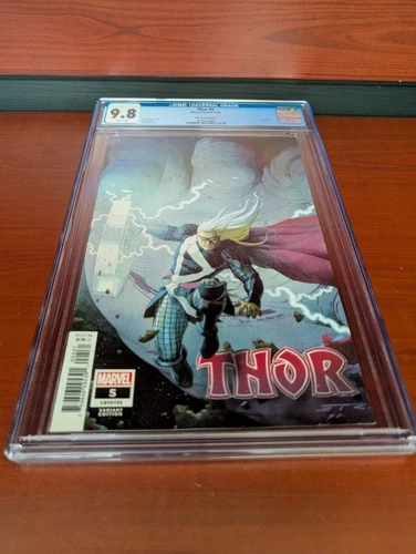 Thor #5 (#731) 2020 1:25 Esad Ribic Variant Cover CGC 9.8 GRADED