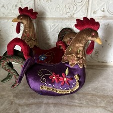 Velvet Farm Embroidered Roosters Chickens Plush Rooster Set Pillows NEW 2pc