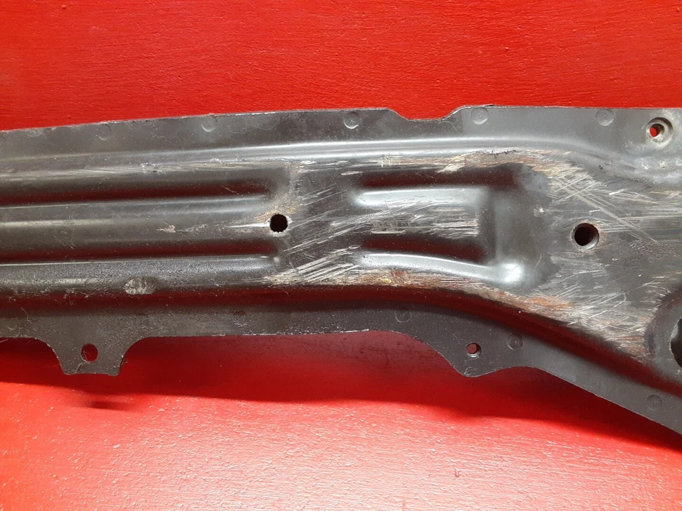 Toyota Corolla 1993-2002 montaje motor soporte delantero travesaño conjunto Foto 4 de 4