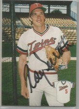 Minnesota Twins RAY SMITH autographed 1983 BRF Team Issue Card