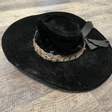 CORALIE VTG 50s Fur Hat w/ Feather High Fashion Austria OS 22 Crocodile Dundee