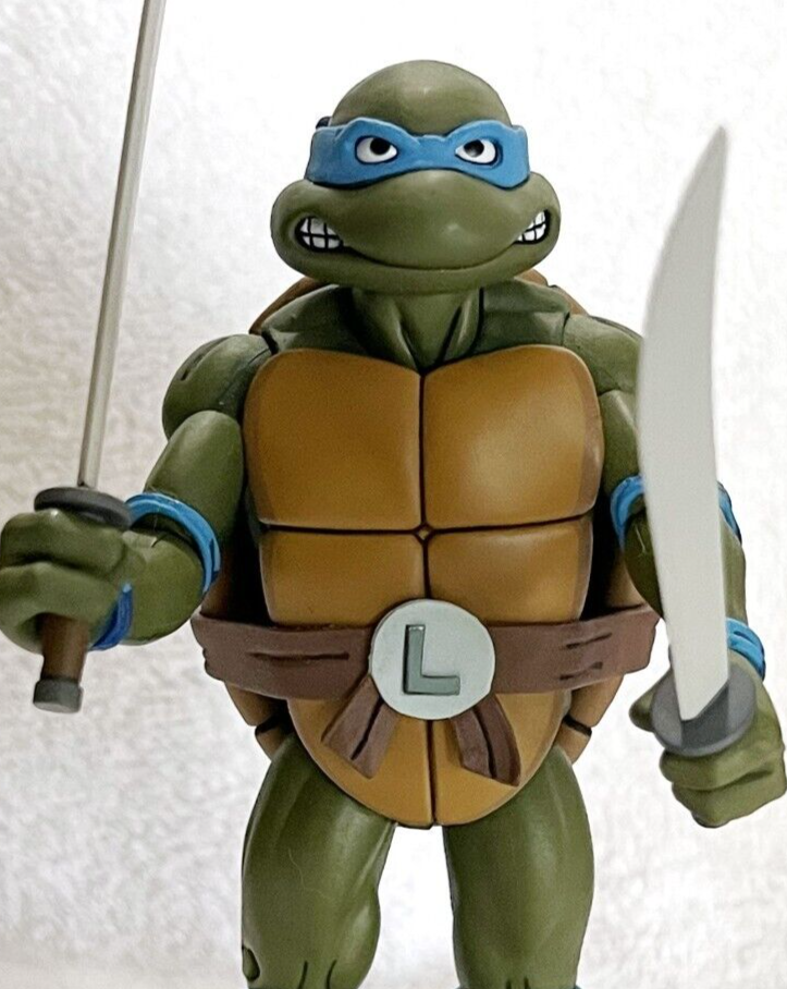 LEONARDO • SDCC BOX SET VERSION • NECA TEENAGE MUTANT NINJA