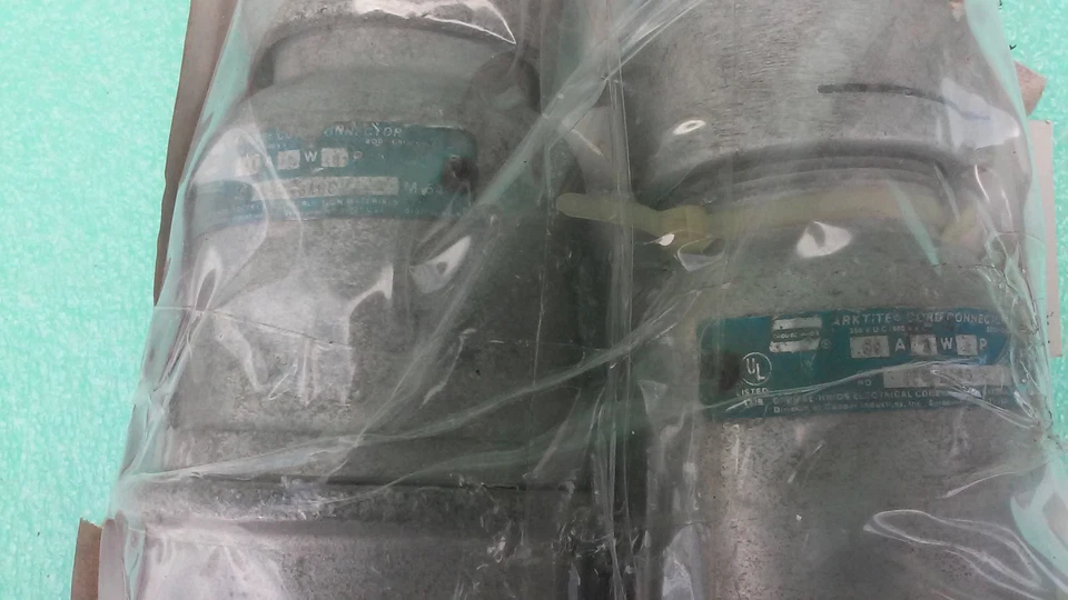 LOTE DE 2 CONECTORES CROUSE-HINDS 60 AMP *RA-10(UW52) Foto 2 de 4