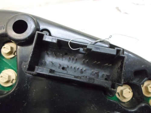 SPEEDOMETER INSTRUMENT CLUSTER MERCEDES BENZ C-CLASS 1999 88 311 265 OEM 106K MI - Picture 3 of 5