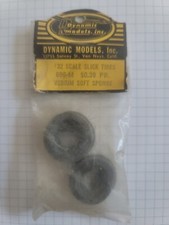Dynamic MEDIUM Rubber Slot Car Tires 1/32 Vintage 1 Pair Original NOS 696M