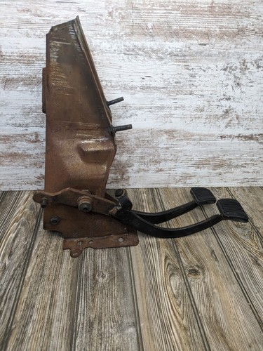 1974-78 Ford Mustang ll Clutch & Brake Pedal Assembly - Picture 3 of 6