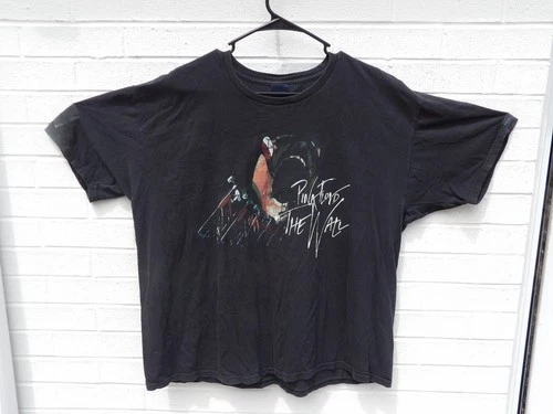 New Listingvintage PINK FLOYD THE WALL black T SHIRT size 2X Vintage vintage concert t-shirt, vintage, size XXL, single stitch, B+ condition
