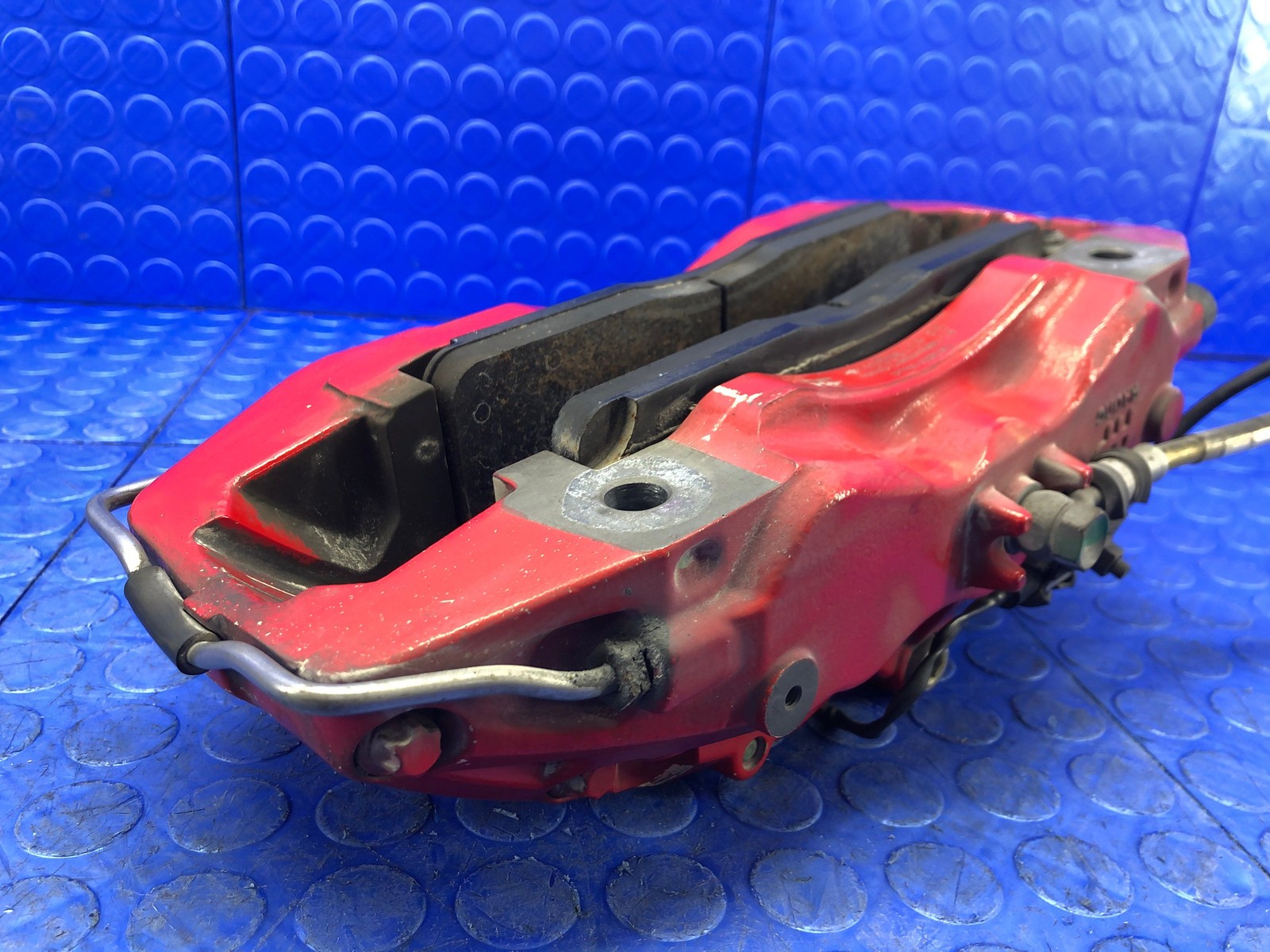 2016-2021 MCLAREN 570S OEM FRONT RIGHT CARBON CERAMIC BRAKE CALIPER RED