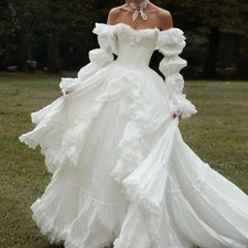 Off Shoulder Sweetheart A Line Wedding Dresses Ruffles Long Sleeves Bridal Grown