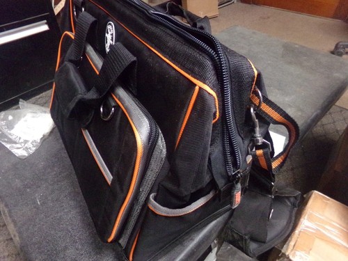 KLEIN TOOL 554171814 Tradesman Pro Extreme Electrician's Bag (C) - Picture 8 of 9