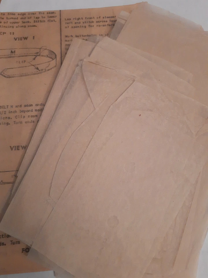 One Piece Romper Suit Advance Sewing Pattern 5721 Toddler Girls 3 VTG 50's Cut  - Image 4 of 4