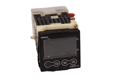 OMRON E5CN-HC2M-500 , E5CNHC2M500 Digital Temperature Controller