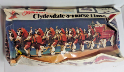 Budweiser Clydesdale 8 horse hitch model 30