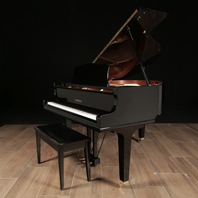 yamaha gc1 baby grand piano
