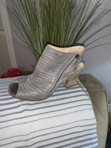 paul green cayanne peep toe