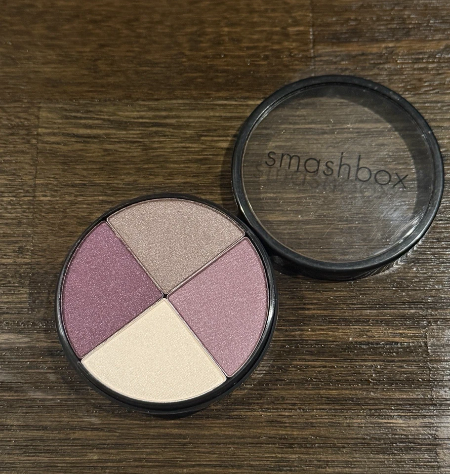 SMASHBOX Eye Shadow Quad Pressed Powder in CHARM 0.27 oz/ 7.6 g NEW - Image 4 of 4
