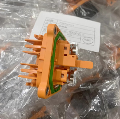 1PC NEW FOR HVC2PG80MV118-S01 connector, new energy high-voltage connector