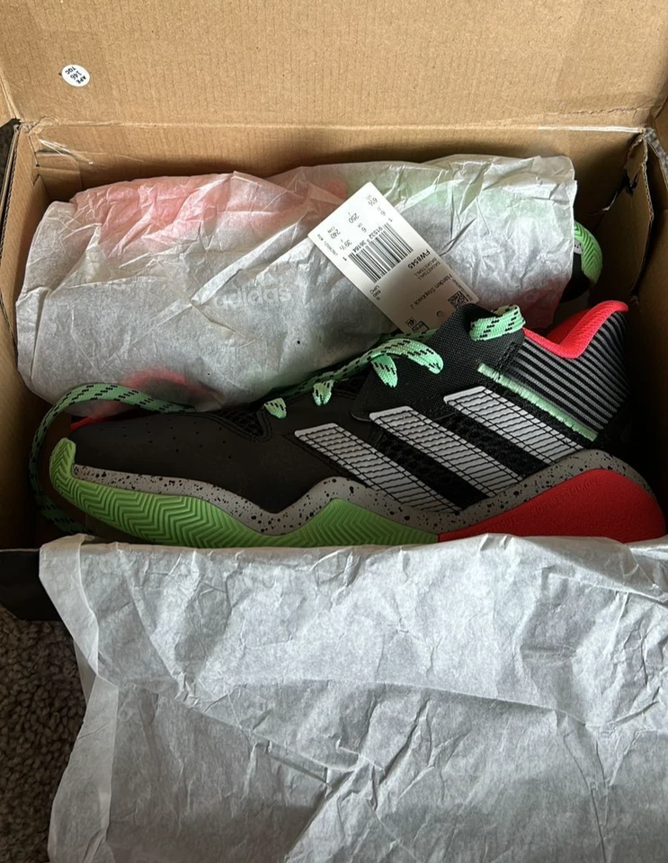 Zapato de baloncesto Adidas unisex niño Harden S. negro/como nuevo, talla 6,5. ligero desgaste en caja Foto 2 de 4