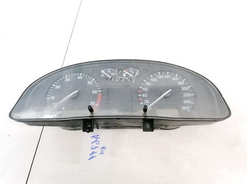 110008776 Tacho Tachometer Kombiinstrument  Volkswagen Passat DE1246015-27