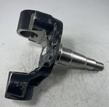 New Freightliner OEM Dana Spicer Left Hand Steering Spindle Knuckle 6803321501