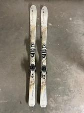 Dynastar Exclusive Sensation Women's Skis + Nova Exclusive Fluid Bindings