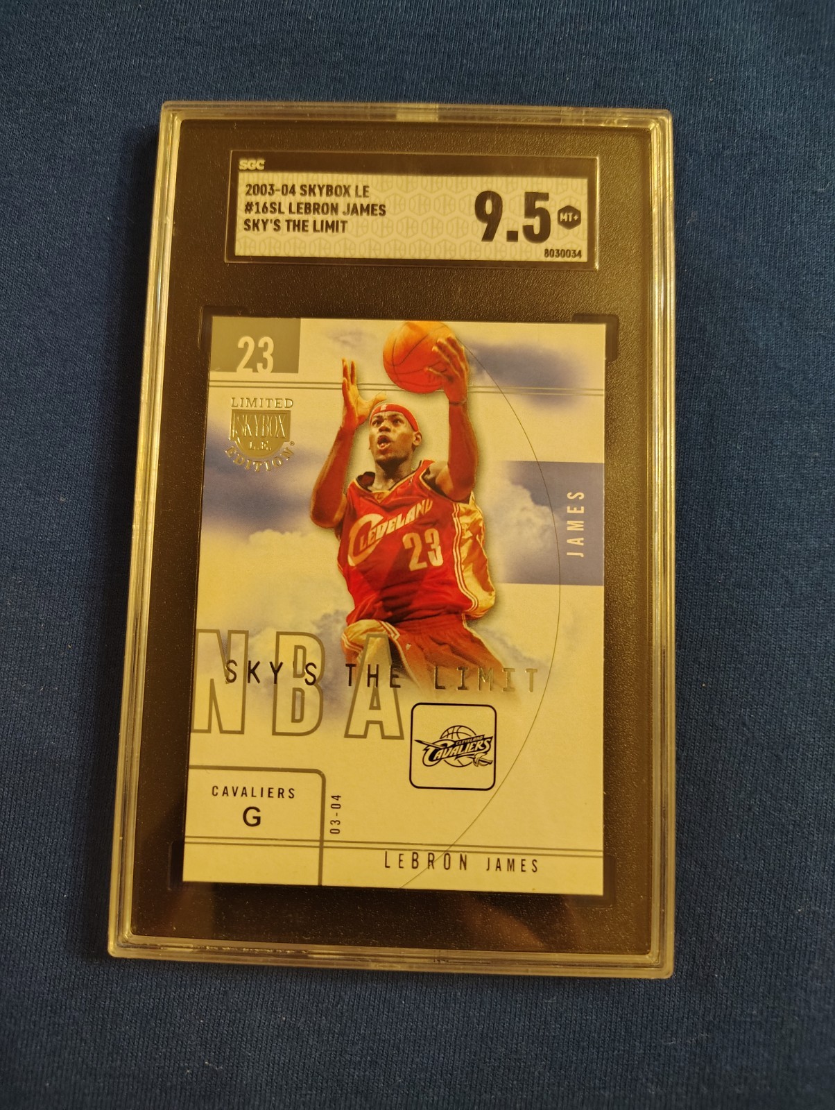 2003-04 Skybox LE Skys The Limit #16SL LeBron James SGC 9.5 MINT+ Rookie Insert