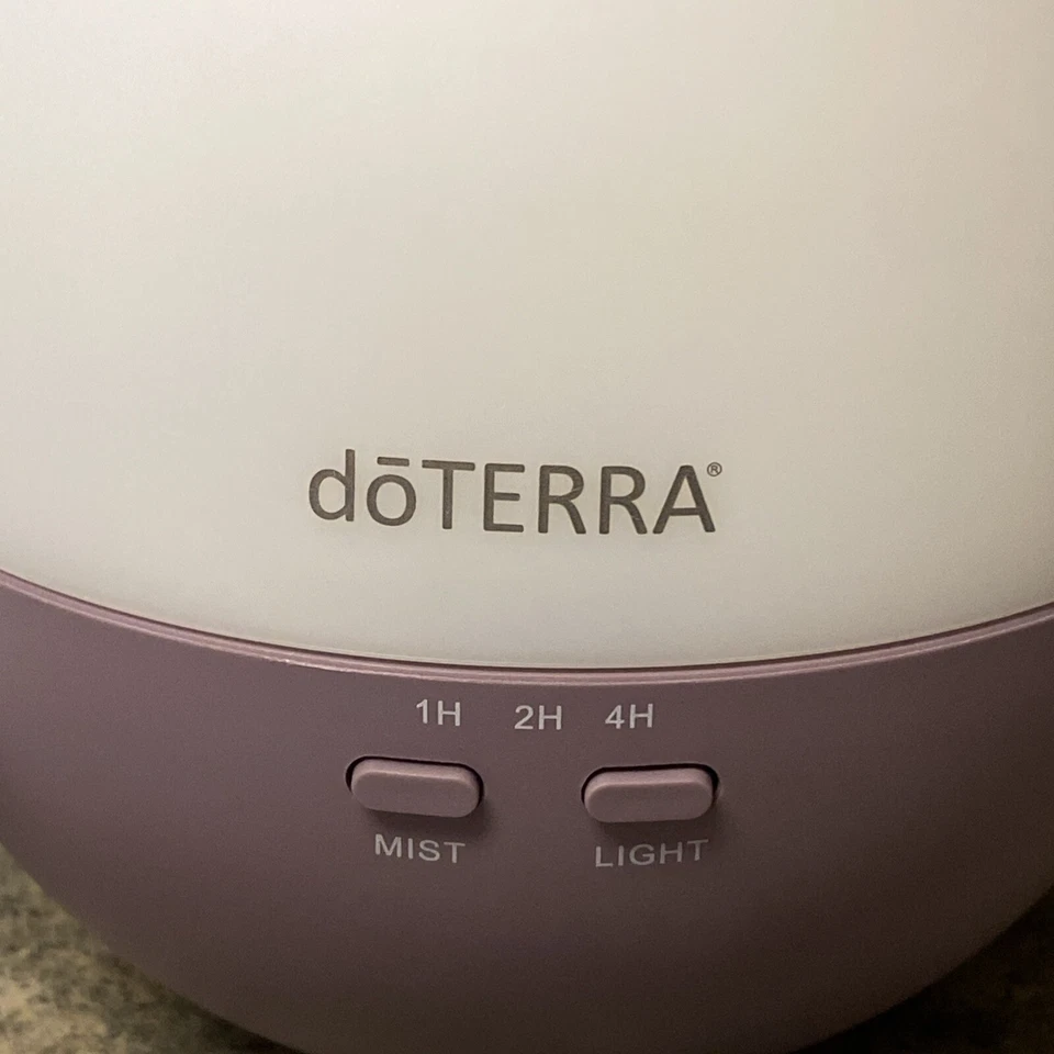 Aceite esencial difusor de pétalos DoTERRA PY-006 ¡FUNCIONA MUY BIEN! Limpio Iluminado ¡BONITO! Foto 2 de 4