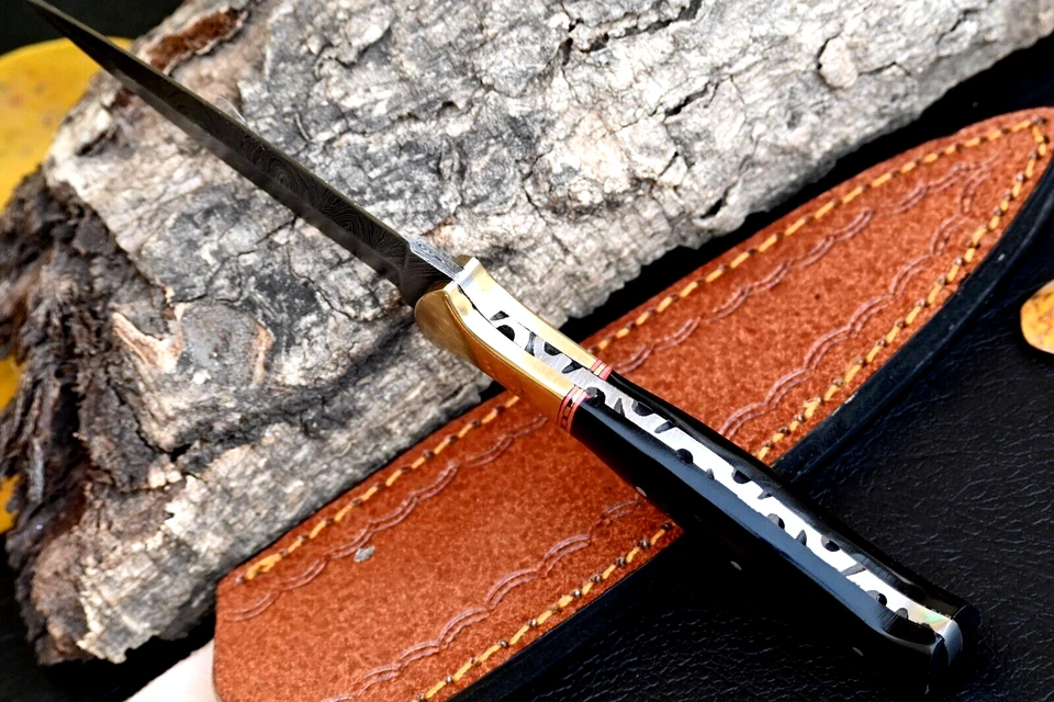 Cuchillo para botas de caza forjado a mano hoja de acero Damasco con funda de cuero EDC 871 Foto 4 de 4