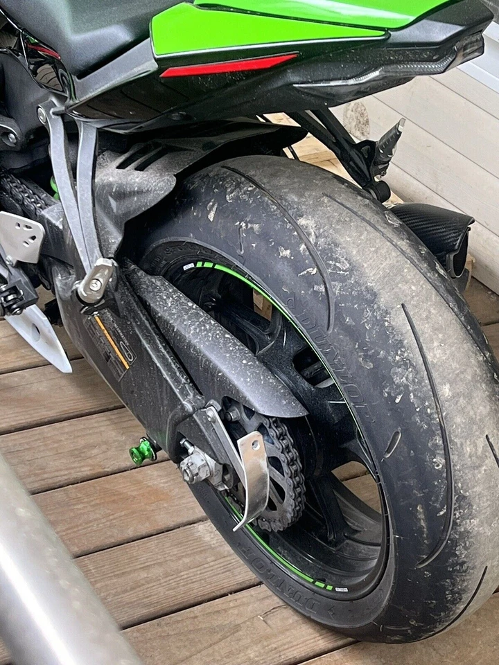 Soporte de reubicación de matrícula curvo para KAWASAKI NINJA ZX6 ZX6R ZX6RR nuevo Foto 4 de 4