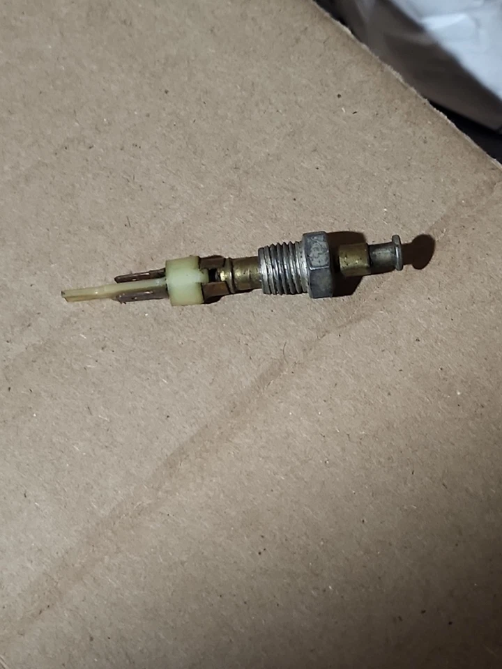 Interruptor de luz de cortesía interior jamba puerta Chevy Impala 1959-1967 GTO Cutlass 442 Foto 2 de 4