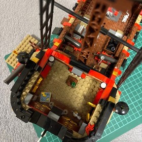 [RETIRED] LEGO Pirates The Brick Bounty 70413