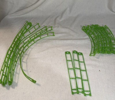 Micro K'nex Track 23 Pc Lot - Knex Roller Coaster GREEN 7 Long 13 Curved 3 Short