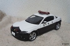AUTOart Mazda RX 8 Police Car 1 18 Mini Car