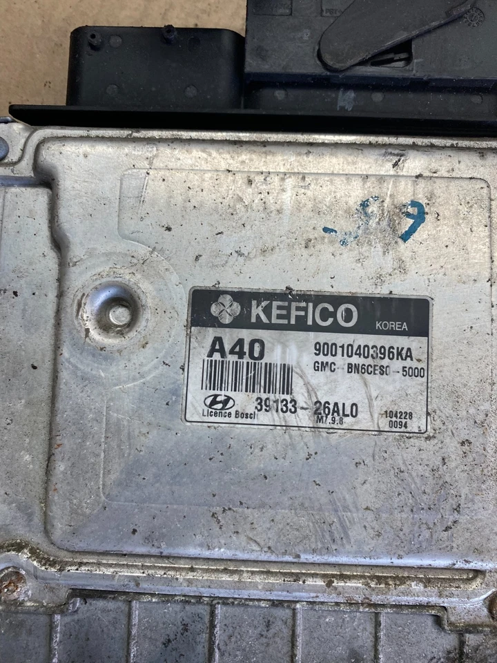 Hyundai Equus 2011 módulo de control telemático de comunicación ECU P0595 DG Foto 4 de 4