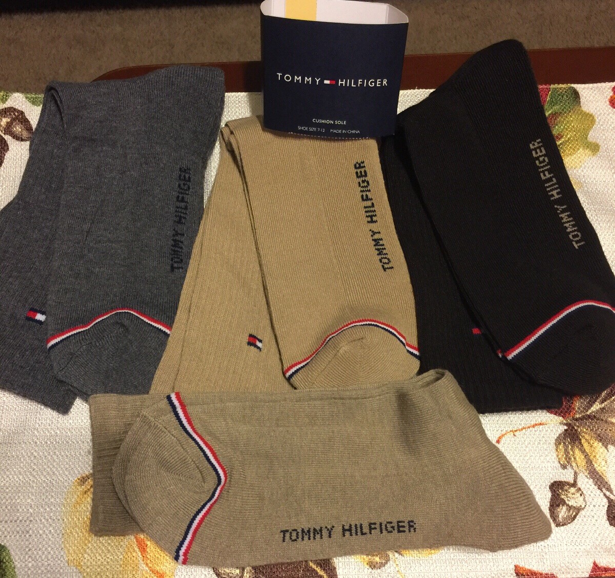 SAOLA Tommy Hilfiger calze girocollo in poliestere con suola ammortizzata nere grigio marrone chiaro taglia 7 12