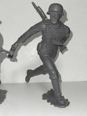 VTG 60s 1963 Louis Marx Plastic Grey Army Man Men Figure Toy