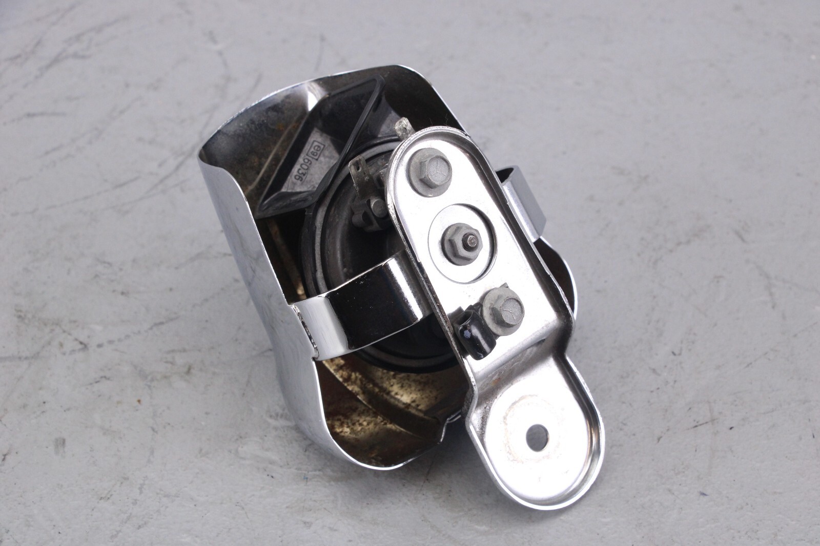 2018 Harley Street Glide Horn & Cover CHROME WATERFALL eBay