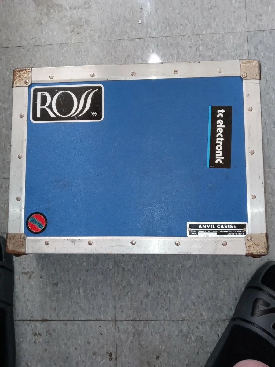 Vintage Metal Anvil Musicians gig box Instruments Guitar Pedals ect. Case