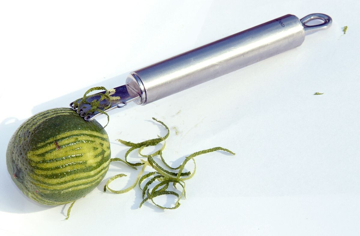 Hey! 12 Real Limes - Prime Picked Fresh Fruit to Your Door