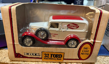 1932 Ford Panel Delivery Truck Super Valu Die Cast Coin Bank 9663 --ERTL
