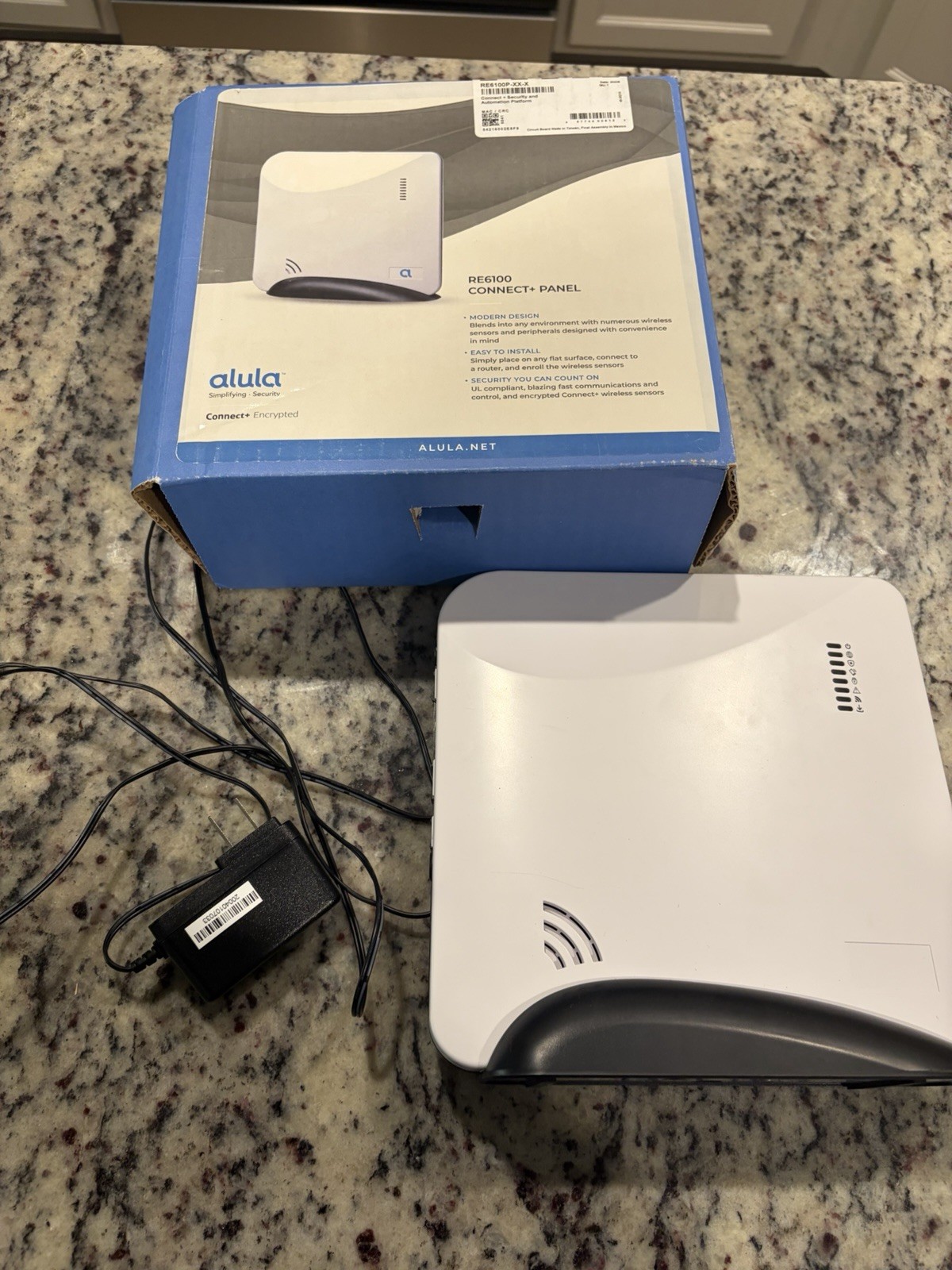 Alula RE6100P-XX-X Connect+ Security and Automation Platform with Power Adapter.
