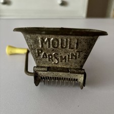 Vintage ANTIQUE MOULI PARSMINT French GRINDER .Kitchenalia .