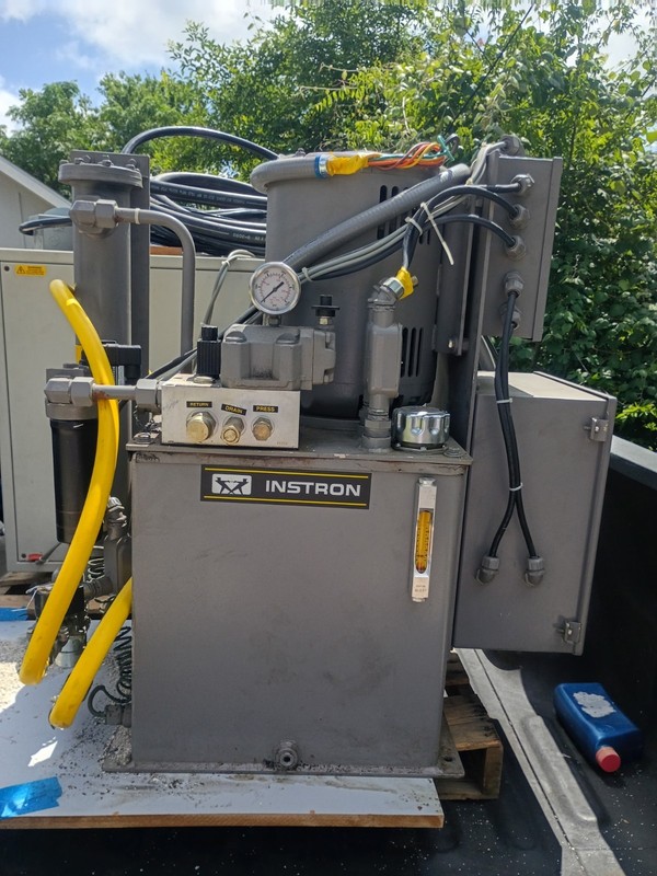 Instron Electric Hydraulic Power Unit Pump System w/ Reservoir & 5000 PSI Gauge