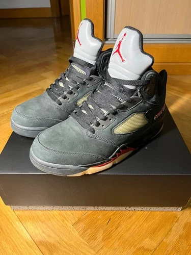 Jordan 5 Gore-Tex Off-Noir Size W9.5 DR0092-001