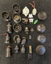 A COLLECTION OF VINTAGE BAKERLITE ELECTRICAL FITTINGS