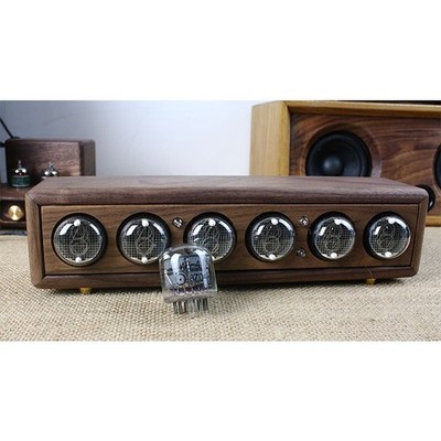 IN4 Walnut Glow Tube Clock 6-Bit DC5V 1A Retro Nixie Clock Creative Decoration