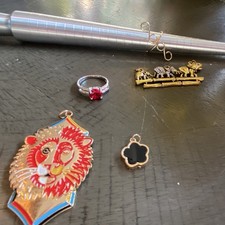 Mixed Fashion Jewelry Lot 4pc: Lion Pendant, ...