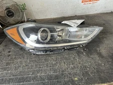 Passenger Right Headlight Sedan Halogen Fits 17-18 ELANTRA 1736853