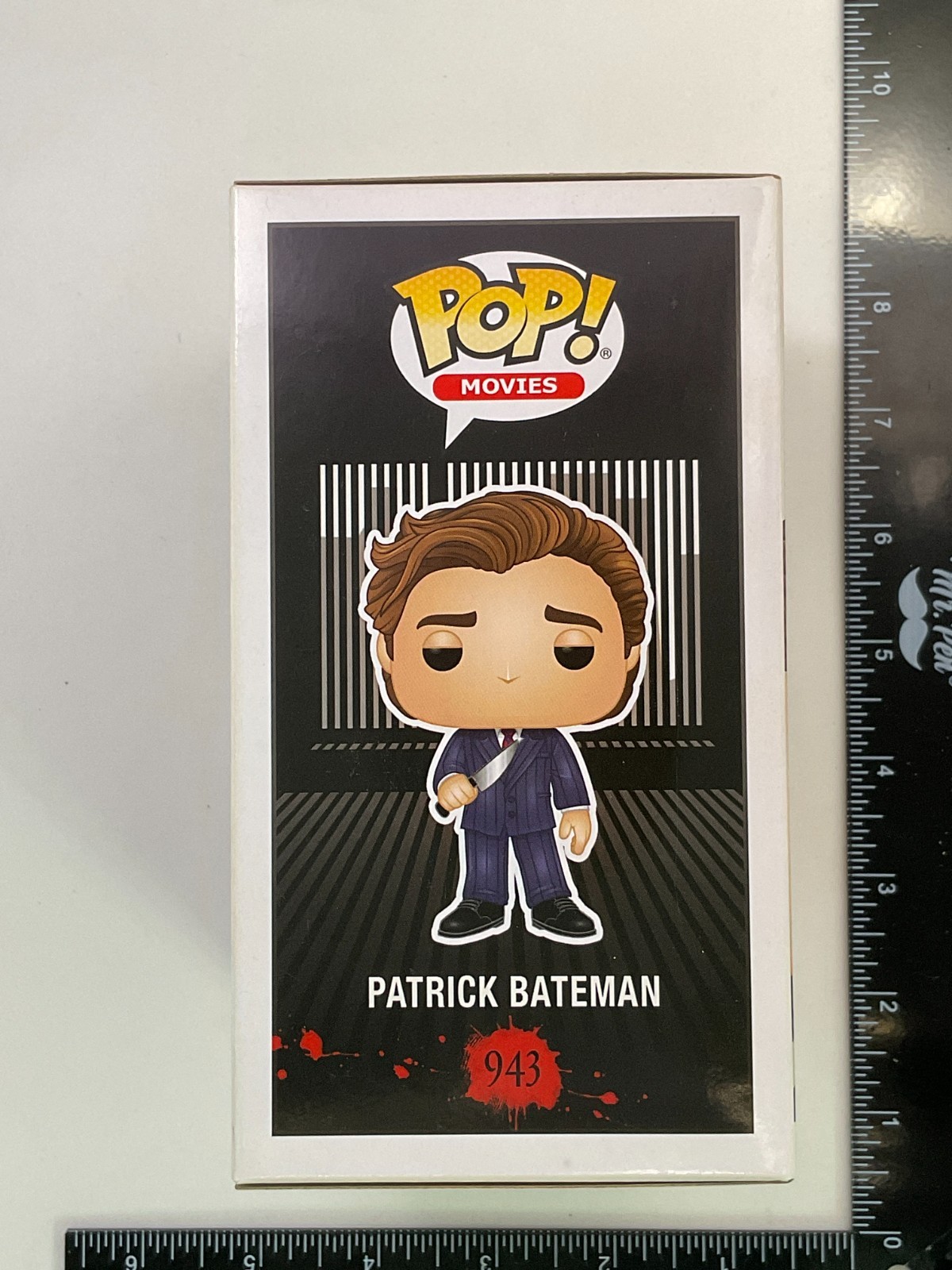 En Oferta #943 Patrick Bateman In Suit With Knife - Imagen 2