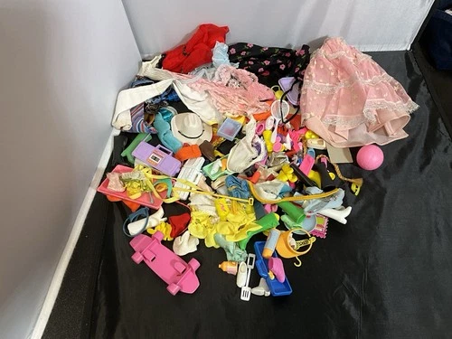 Massive Vintage Barbie Clothes And Accessories Lot - Look At Pictures
